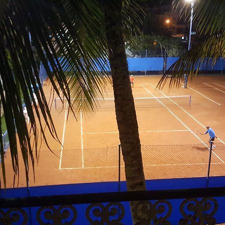 Appartamento Ubatuba Apto. Wembley Tenis Esterno foto